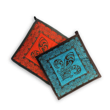 Load image into Gallery viewer, Block Print Fleur-de-Lis Hotmat - Handmade for Just Creations