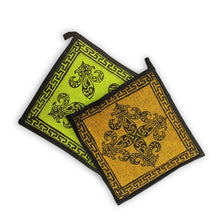 Load image into Gallery viewer, Fair Trade Fleur-de-Lis Hotmat - Just Creations